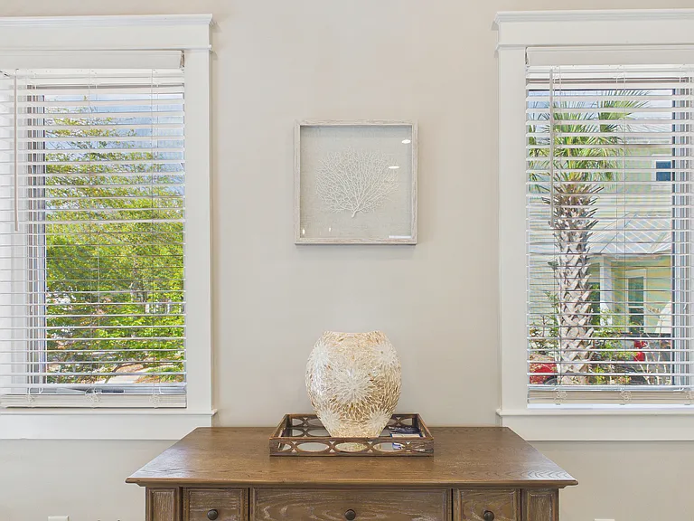 74 Greenway Park Ave — Photo 4