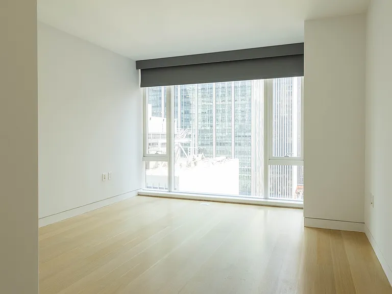135 W 52nd St #23B — Photo 8