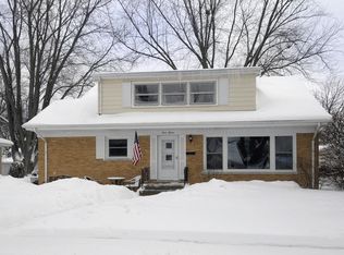 315 S Prindle Ave, Arlington Heights, IL 60004