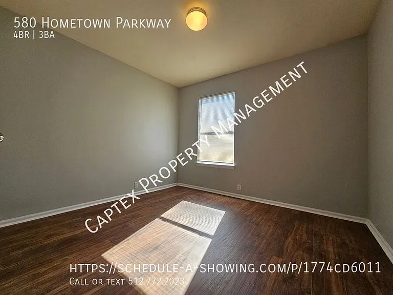 580 Hometown Pkwy — Photo 32