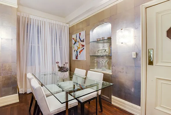 Sold by Compass | media 7