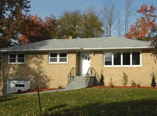 19 Stanford Pl, Wayne, NJ 07470