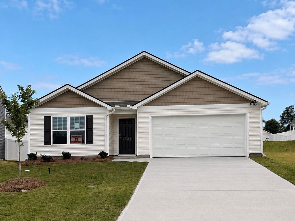 Beautiful brand new 4 bedroom ranch style home.