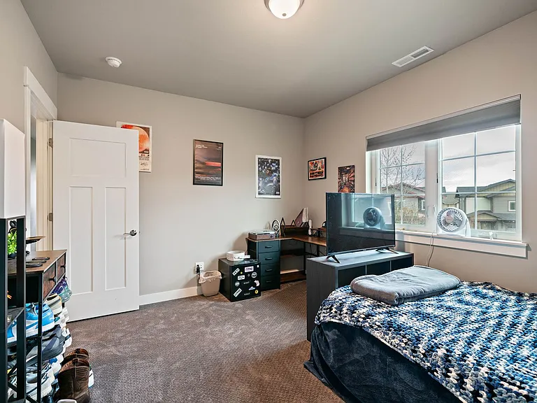 3083 Lori Ln — Photo 36