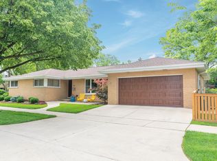 120 W Adams St, Elmhurst, IL 60126