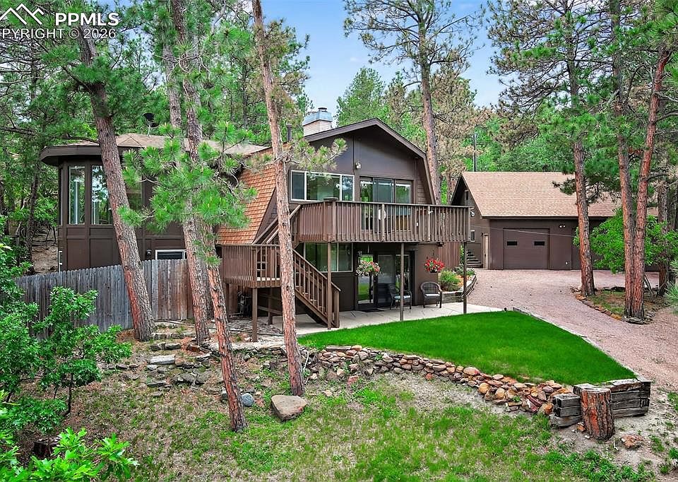 1st image of 785 Hidden Valley Rd