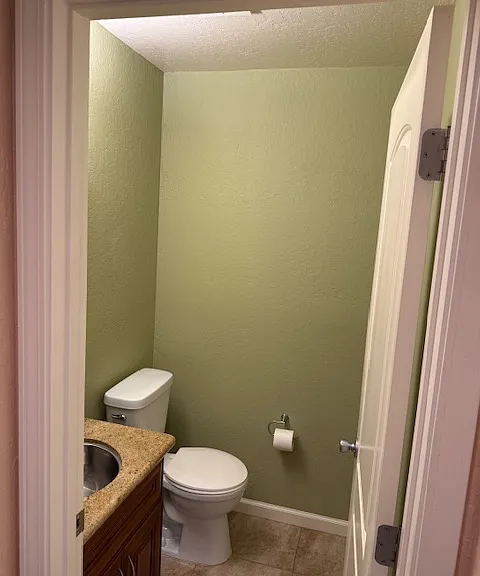 6104 Chateau Ct — Photo 14