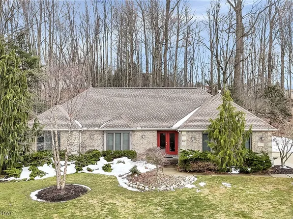 11217 Falmouth Cir, North Royalton, OH 44133