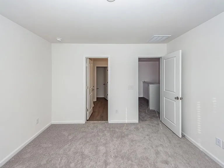 4633 Forest Hills Dr #1303 — Photo 35