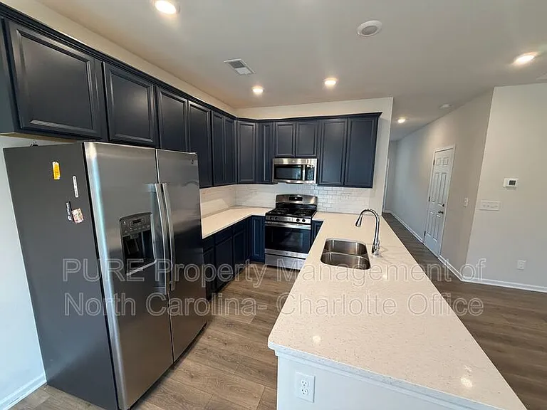 519 San Marco Dr — Photo 9