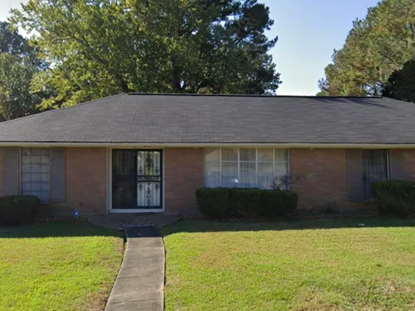 2063 Queensroad Ave, Jackson, MS 39213