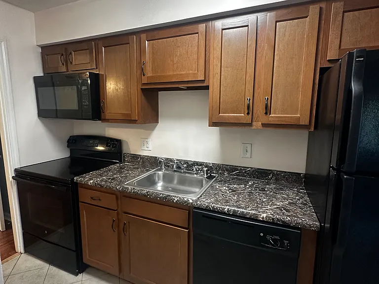 1439 N Forbes Rd #102 — Photo 5