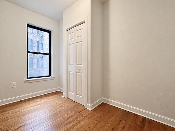 3rd image of 401 E 68th St APT 4F
