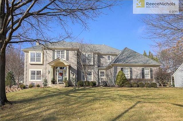 Wonderfully maintained home on beautiful lot in Waterford