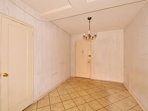 3rd image of 2540 Union St #3A