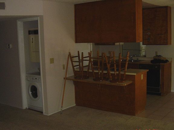 WASHER/DRYER HOOK-UPS IN THE UNIT