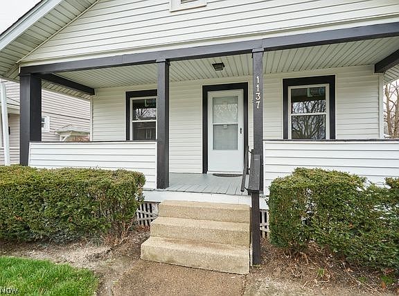 2nd image of 1137 Herberich Ave