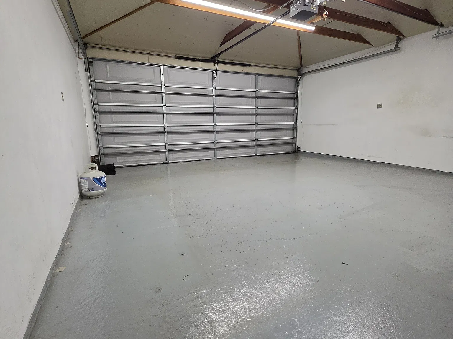 Studio, $700 — Photo 4