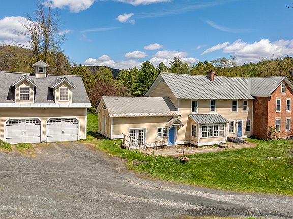 3rd image of 330 Parsonage Road