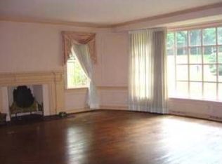 452 Hidden River Rd, Narberth, PA 19072