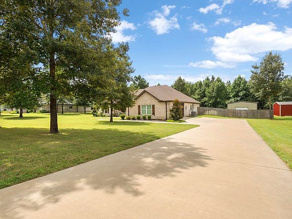 3rd image of 2251 County Road 377