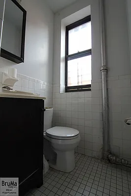 Rented by Bruma Realty LLC | media 4