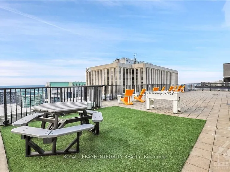 179 Metcalfe St #710 — Photo 26