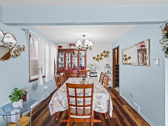 4th image of 7341 W 55th Pl