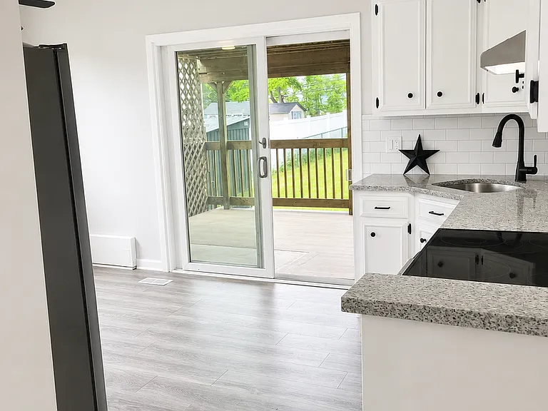 506 Prospect Ave #1 — Photo 3