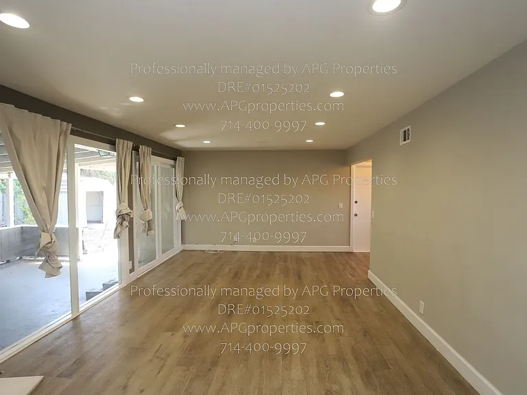 11242 Dallas Dr — Photo 15