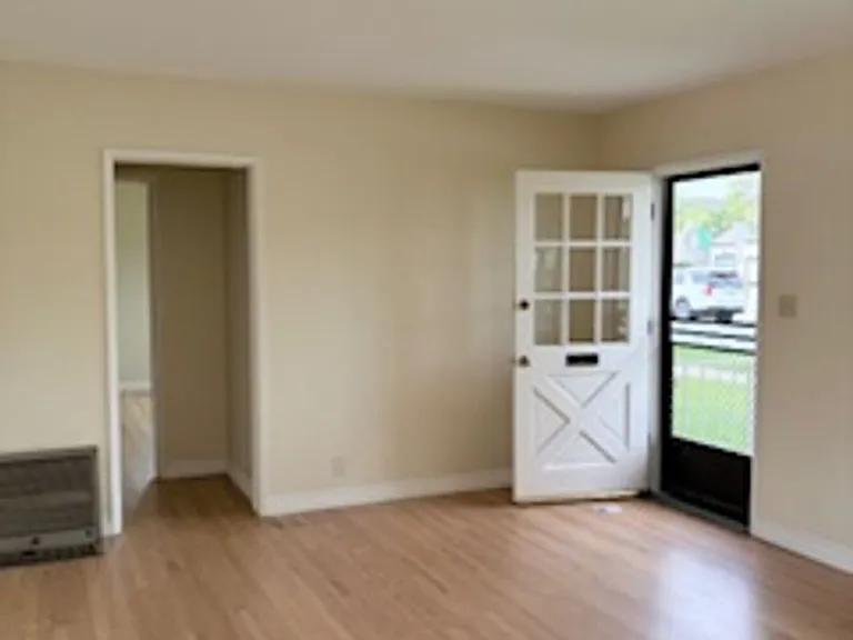 228 E Puente St — Photo 2