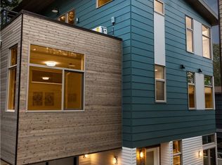 1425 Warren Ave N, Seattle, WA