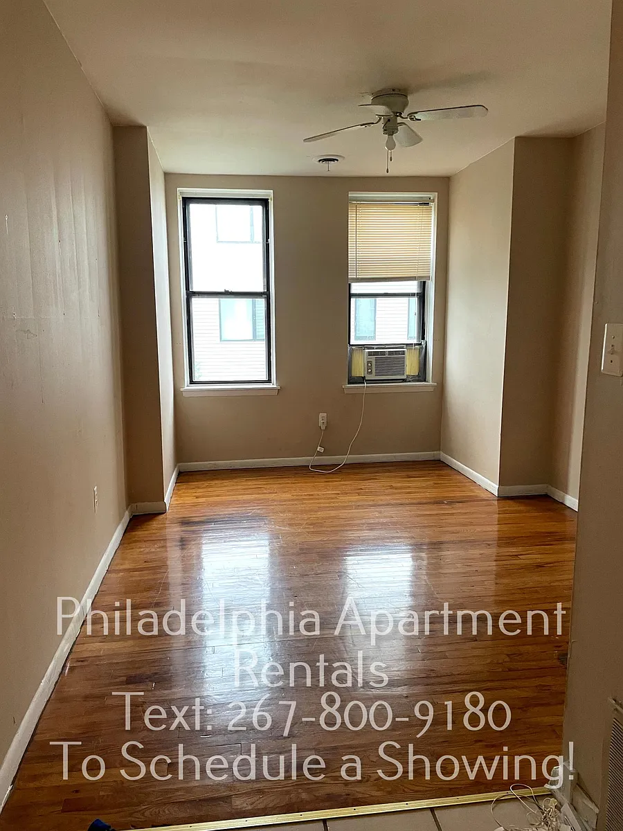 Living Room - 2148 N Carlisle St #2