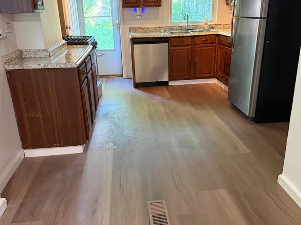 637 Collins Ave, Pittsburgh, PA 15206