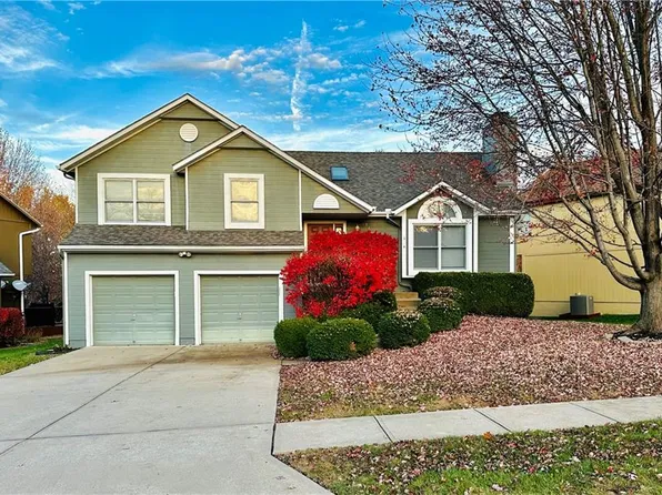 15529 Glenwood Ave, Overland Park, KS 66223