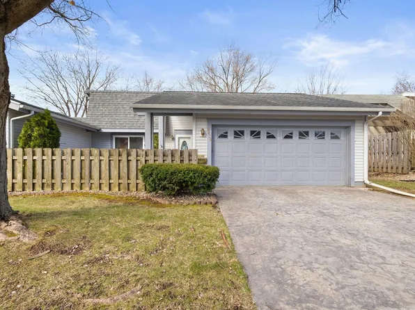 4839 Kintyre Dr, South Bend, IN 46614