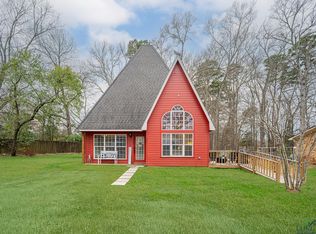 421 S White Oak Rd, White Oak, TX 75693