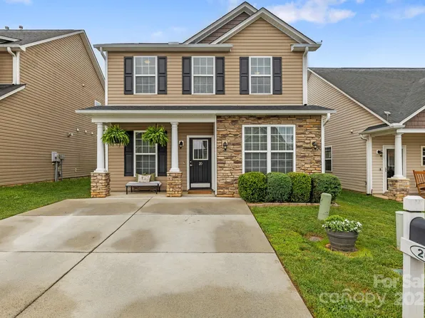 20 Daphne Dr, Arden, NC 28704