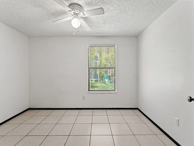12419 Hidden Brook Dr — Photo 18