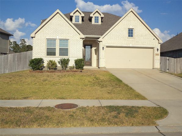 18669 Blue Spruce Ln