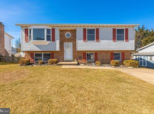 10 Center Side Rd, Mount Airy, MD 21771