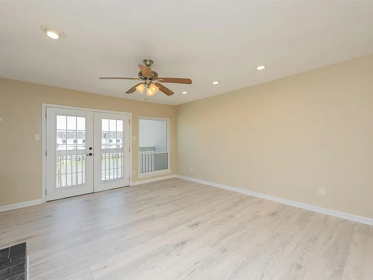 13 Mariner Village Dr — Photo 16