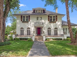 1114 Bedford Rd, Grosse Pointe Park, MI 48230