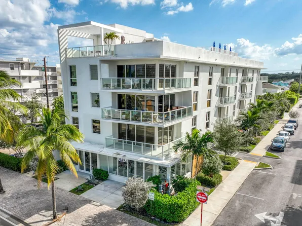 117 Lake Avenue #204, Lake Worth Beach, FL 33460