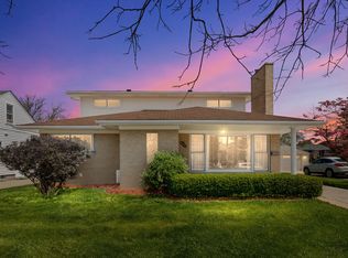 22521 Maple St, Saint Clair Shores, MI