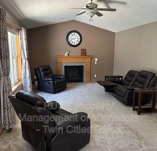 1786 Ide St — Photo 4