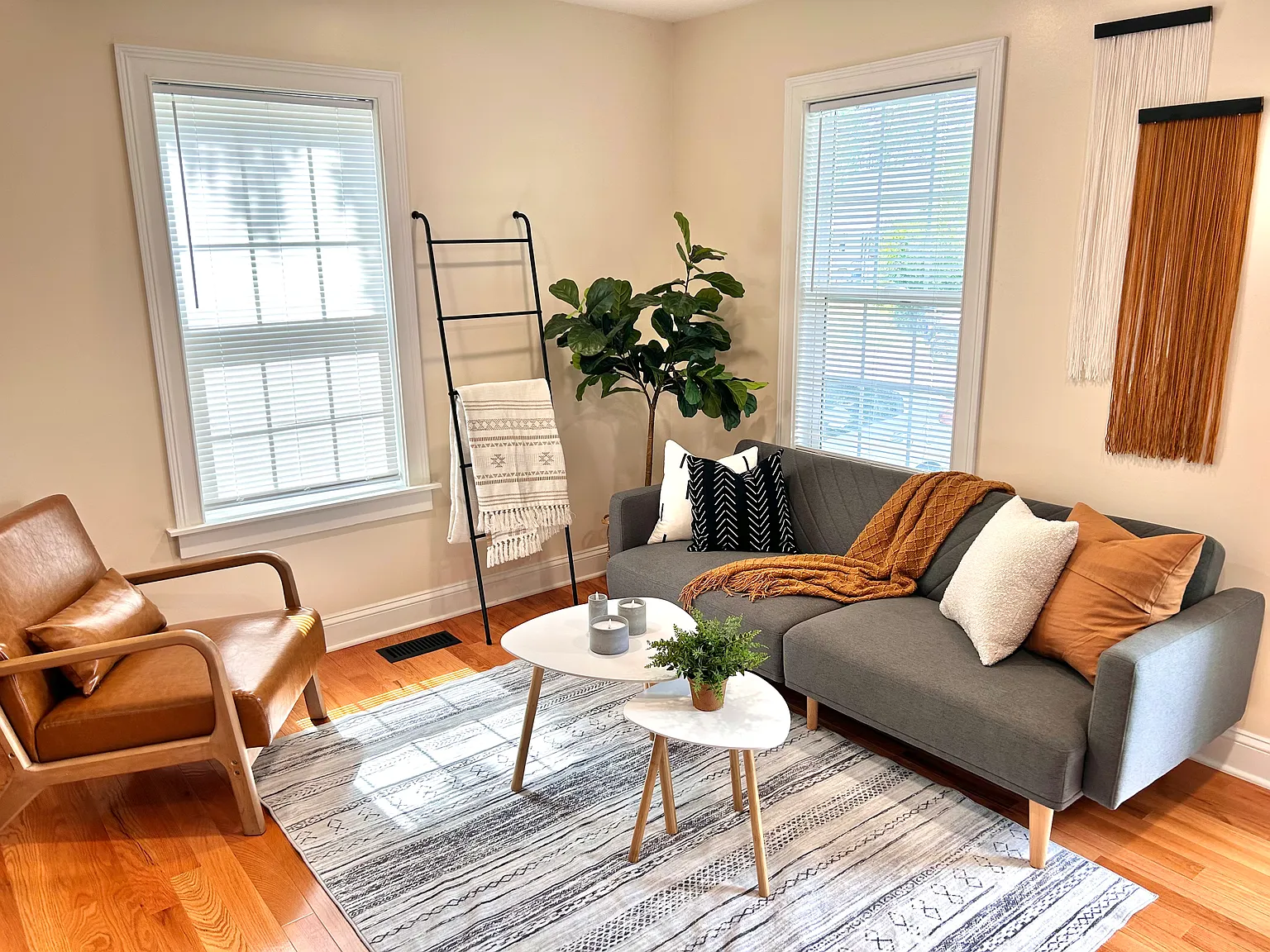 Hiawatha Cozy Home — Photo 2