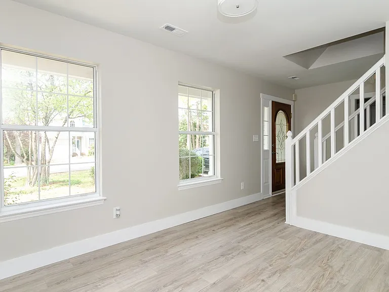 5308 Petrel Ct — Photo 2