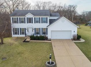 115 Greenway Ct, High Ridge, MO 63049