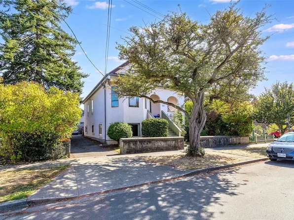 117 Medana St, Victoria, BC V8V 2H6
